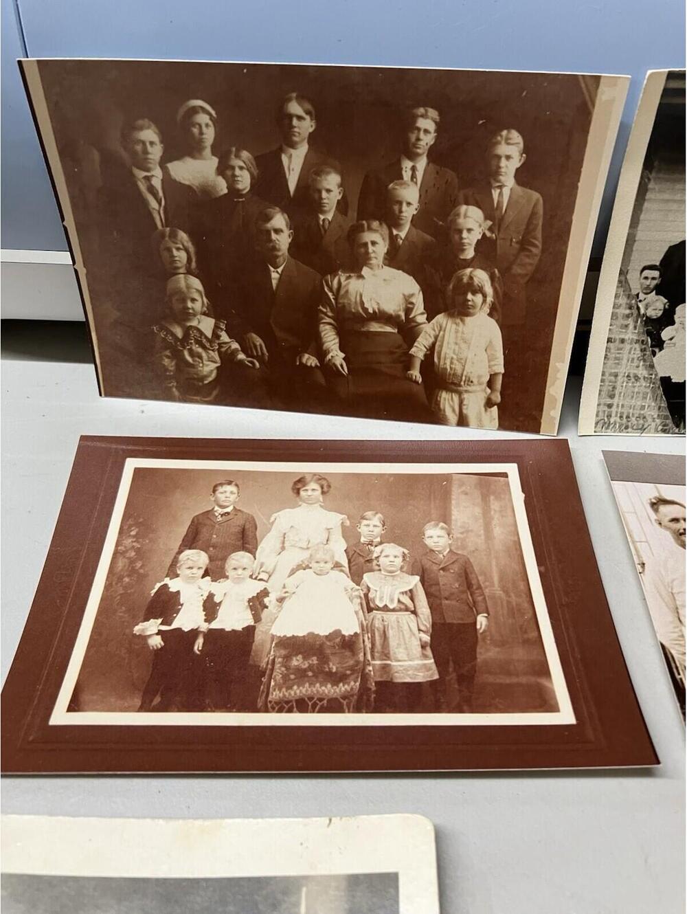 VTG Lot Of 40+ Photos From Late 1800’s-to 1930’s (same Family) - Picture 14 of 16